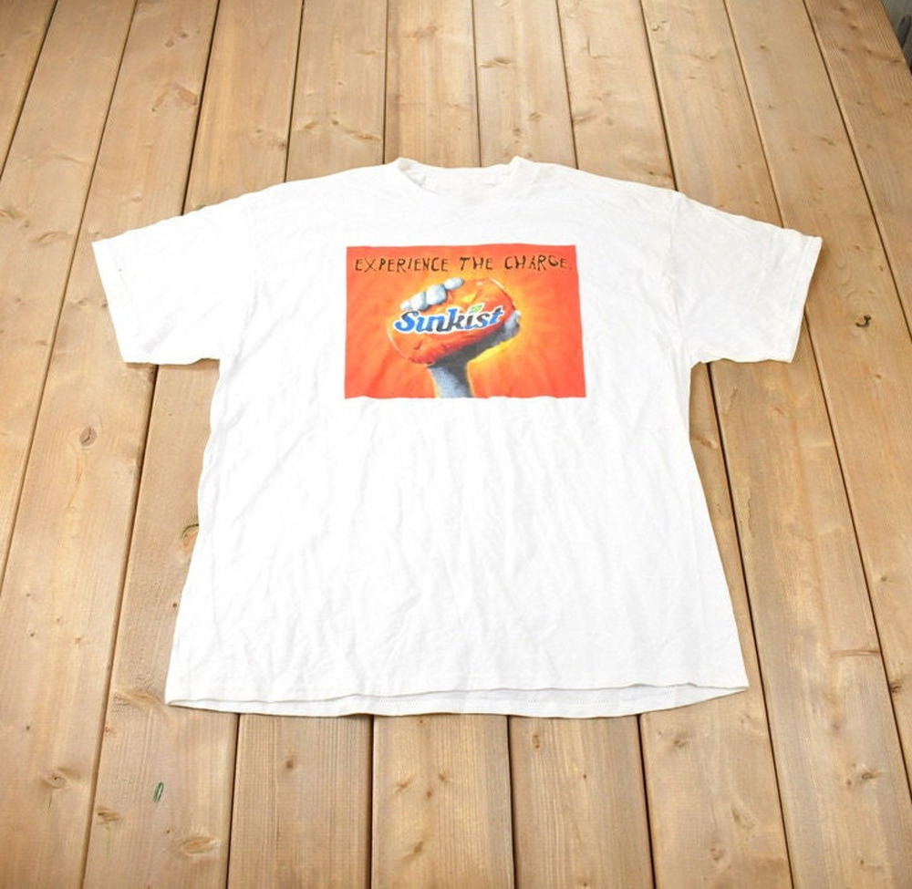 2000s Sunkist Experience The Charge Graphic T Shirt